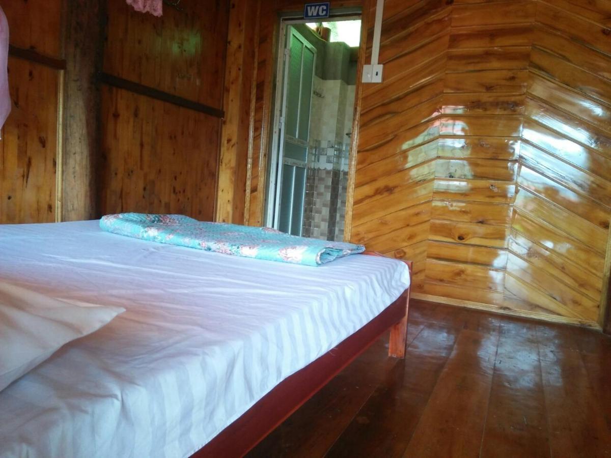 Tran Xuan Homestay Ba Be Village Exteriér fotografie