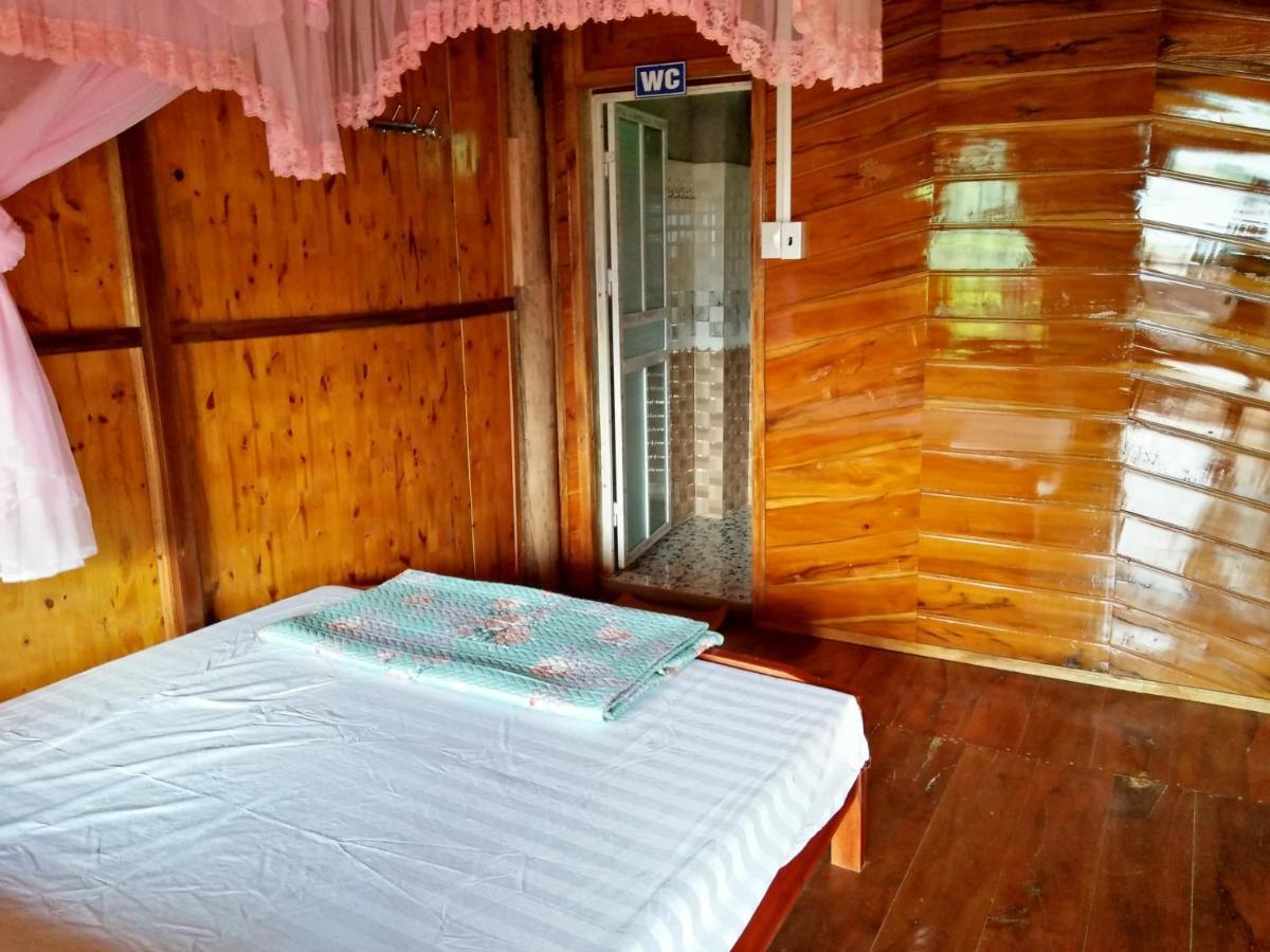 Tran Xuan Homestay Ba Be Village Exteriér fotografie